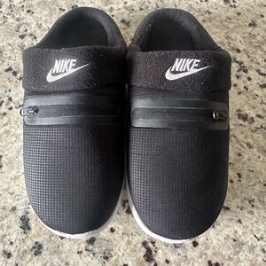 Nike slide/slippers Men’s 10.5
